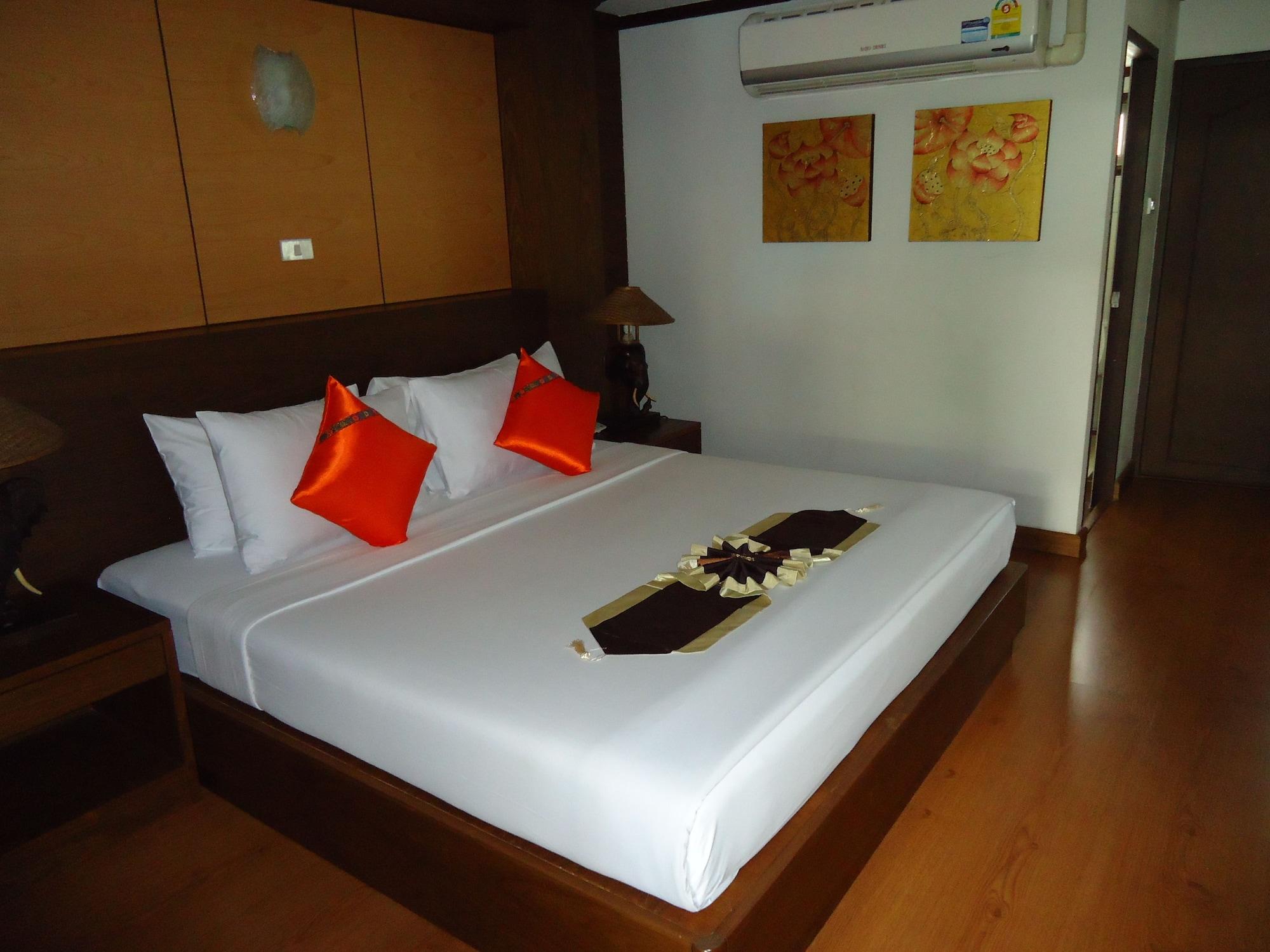 Top North Hotel Чиангмай Экстерьер фото