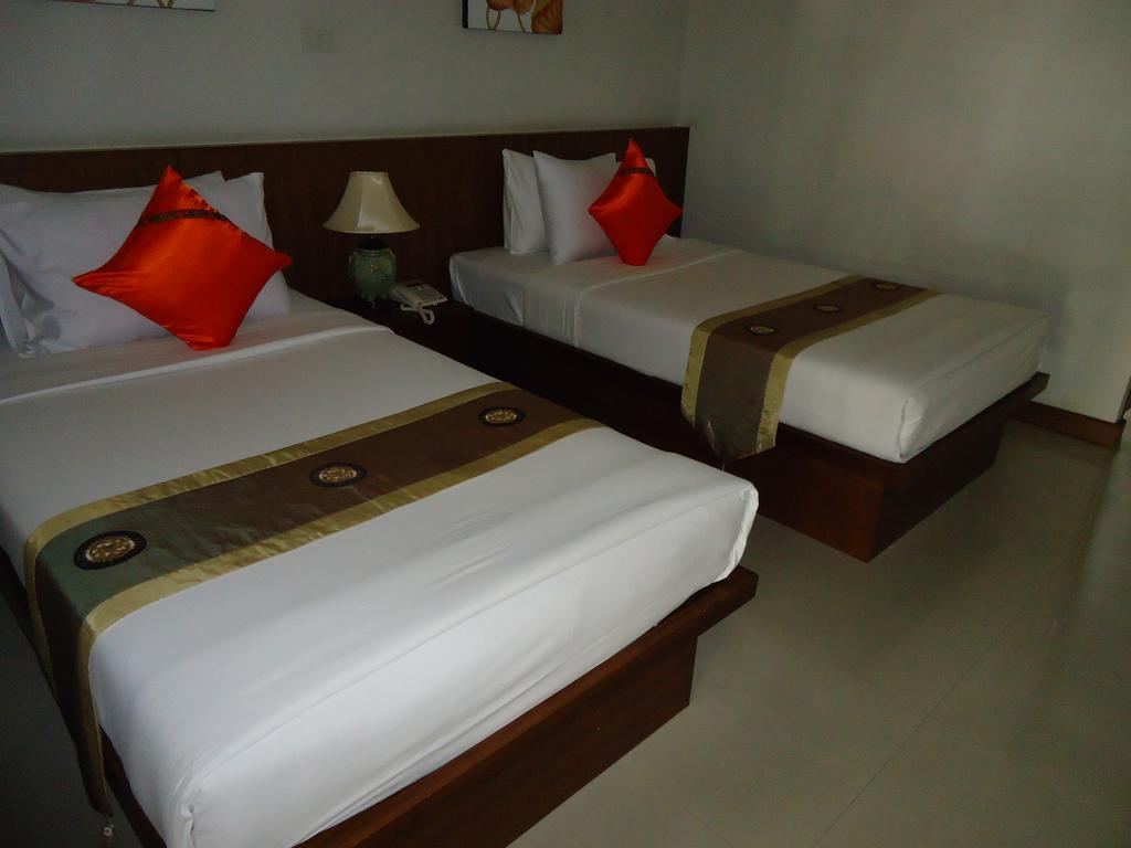 Top North Hotel Чиангмай Экстерьер фото